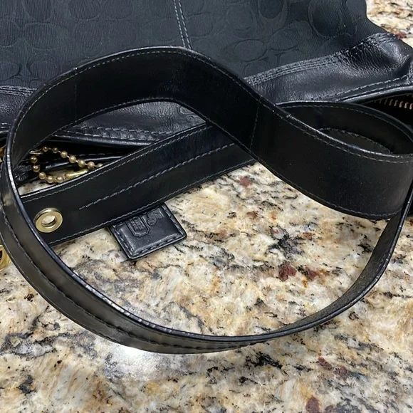 Vintage Coach Shoulder Bag Black Leather